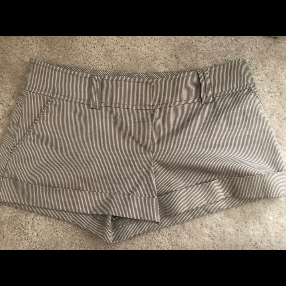 Medium Forever 21 Shorts